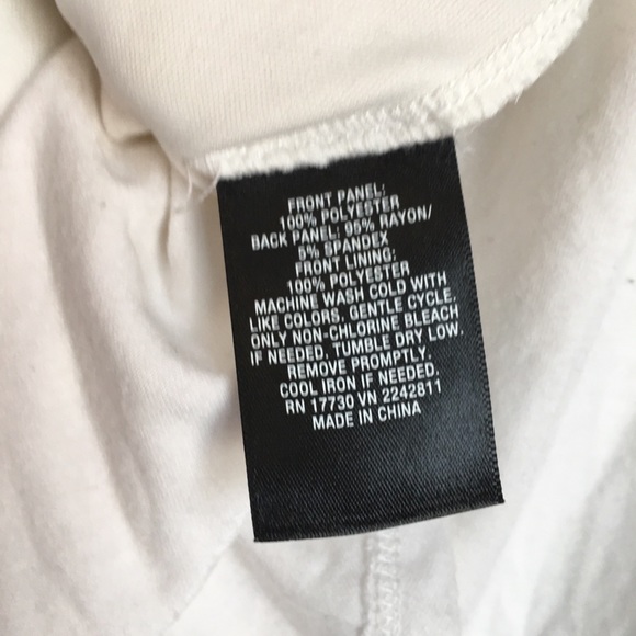 Beaded target Mossimo white tank top oversized - Picture 6 of 6